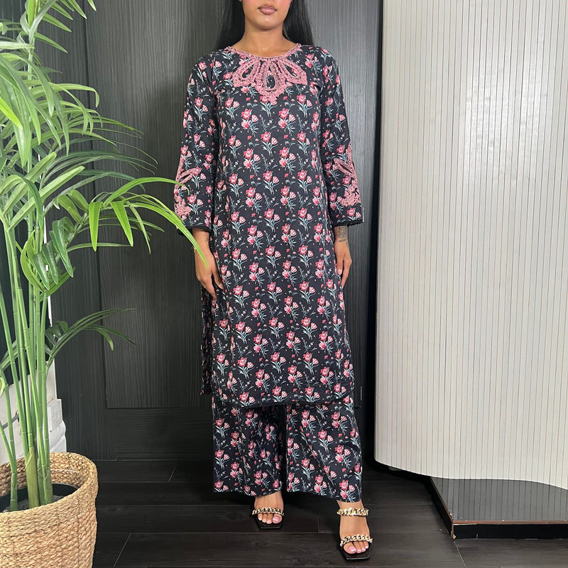 Simrans Black Pink Embroidered Floral Lawn Two Piece Suit