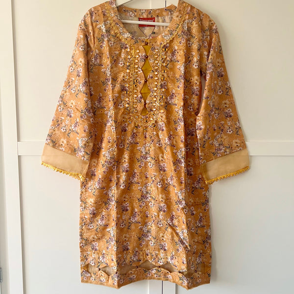 Simrans Mustard Mirror Embroidered Chikankari Kurta