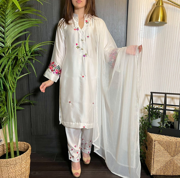 Ivory Floral Embroidered Satin V-Neck Kurta Suit